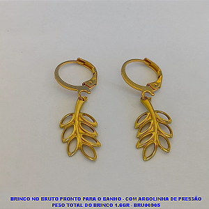 BRINCO NO BRUTO PRONTO PARA O BANHO(2778) - COM ARGOLINHA DE PRESSÃO PESO TOTAL DO BRINCO 1.6GR - BRU00905