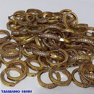 BRINCO NO BRUTO PRONTO PARA O BANHO - ARGOLINHA DE PRESSÃO(TRANQUETA)COM UMA FILEIRA DE ZIRCONIA - TAMANHO 16MM - PESO TOTAL 2,3GR - BRU5328C