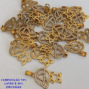 PINGENTE NO BRUTO PRONTO PARA O BANHO (CX15) - PINGENTE DE MENINO TODO CRAVEJADO EM MICRO ZIRCÔNIAS - PESO TOTAL 1,3GR - TAMANHO 23MM - (VENDIDO POR UNIDADE) BRU000639