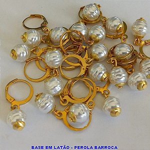 BRINCO NO BRUTO PRONTO PARA O BANHO - ARGOLA PRESSÃO PÉROLA BARROCA TAMANHO - 27MM - PESO 1,7GR - BRU100260A