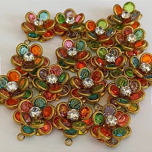 PINGENTE NO BRUTO PRONTO PARA O BANHO -ACESSORIO - VENDIDA POR UNIDADE FOR COM PÉTALAS DE VIDRO COM UMA  PEDRA DE ZIRCÔNIA NO CENTRO - PESO TOTAL 1,5GR - TAMANHO 13MM BRU000697