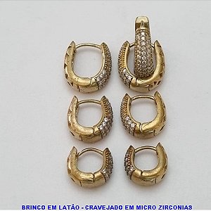 BRINCO NO BRUTO PRONTO PARA O BANHO VENDAS POR TRIO(3 PAR)COM 3 FILEIRAS DE MICRO ZIRCÔNIAS TAMANHOS 15/14/13MM COM - PESO TOTAL 8,0GR - BRU100341A