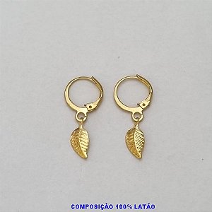 BRINCO NO BRUTO PRONTO PARA O BANHO(CX110) - (POTE) BRINCO 1 FOLHAS COM ARGOLA DE PRESSÃO 26MM - PESO TOTAL 0,8GR - BRU100368A