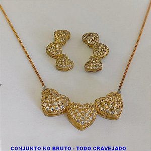 CONJUNTO NO BRUTO PRONTO PARA O BANHO - BRINCO E GARGANTILHA CRAVEJADO EM MICRO ZIRCONIAS - COM CORRENTE VENEZIANAS - PESO TOTAL 3,4GR - BRU1418