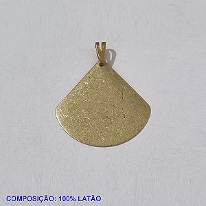 PINGENTE BRUTO PRONTO PARA BANHO FORMATO LEQUE (V1518) 30MM PESO TOTAL 2,7GR - BRU001109A