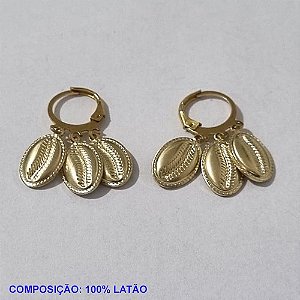 BRINCO BRUTO PRONTO PARA BANHO ARGOLA PRESSÃO (4472) BUZIO 13MM BORDA DIAMANTADA - BRINCO COM 3 PINGENTES CADA - PESO TOTAL 4,2GR - BRU001331A