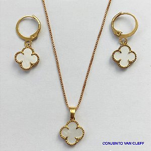CONJUNTO (VAN CLEFF) NO BRUTO PRONTO PARA O BANHO  - GARGANTILHA  COM CORRENTE VENEZIANA DE 45CM - BRINCO 10MM COM ARGOLA DE PRESSÃO - PESO TOTAL: 4,0GR - BRU8886