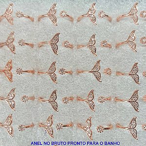 ANEL NO BRUTO PRONTO PARA O BANHO FORMATO RABO DE  BALEIA - COMPOSIÇÃO LATÃO COM MICRO ZIRCÔNIA - PESO MÉDIO 1.9GR - ANEL000238