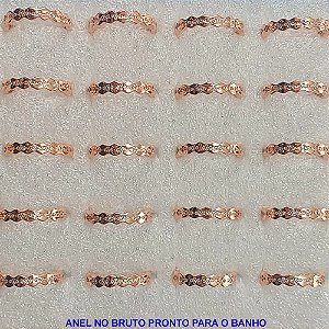ANEL NO BRUTO PRONTO PARA O BANHO - COMPOSIÇÃO LATÃO COM MICRO ZIRCÔNIA - PESO MÉDIO 2.3GR - ANEL000239