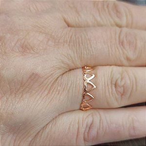 ANEL NO BRUTO PRONTO PARA O BANHO - ANEL COM CINCO CORAÇÕES VAZADOS - PESO MEDIO 0,7GR - COMPOSIÇÃO LATÃO  - ANEL000250