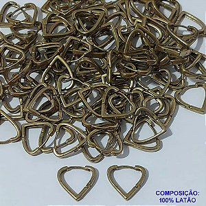 BRINCO NO BRUTO PRONTO PARA O BANHO - ARGOLINHA DE PRESSÃO (TRANQUETA) EM FORMATO CORAÇÃO  - TAMANHO 15MM - PESO 1,6GR - BRU9066