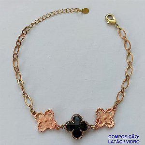 PULSEIRA NO BRUTO PRONTO PARA O BANHO -  PULSEIRA FEMININA COM 2 PINGENTES TIPO VAN CLEEF 15MM E 1 EM VIDRO - TAMANHO 18CM COM EXTENSOR E FECHO LAGOSTA COMPOSIÇÃO: LATÃO / VIDRO - PESO 5,9GR - BRU9155