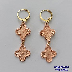 BRINCO NO BRUTO PRONTO PARA O BANHO -  BRINCO ARGOLINHA DE PRESSÃO (TRANQUETA) COM 2 PINGENTES TIPO VAN CLEEF 15MM - PESO 5,8GR - BRU9198