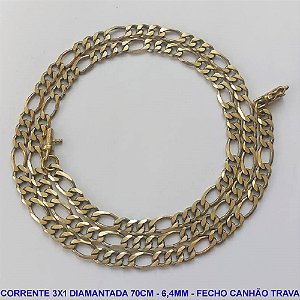 CORRENTE MASCULINA NO BRUTO PRONTO PARA O BANHO - CORRENTE 3X1 ELLO BATIDO DIAMANTADA (M31158) - COMPRIMENTO: 70CM - LARGURA 6,4MM - ESPESSURA: 1,5MM - FECHO CANHÃO COM TRAVA - PESO 33,1GR - COMPOSIÇÃO: 100% LATÃO - BRU9265