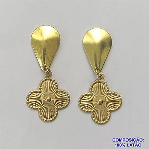 BRINCO NO BRUTO PRONTO PARA O BANHO - BRINCO COM BASE GOTA 16X10MM COM PINGENTE TIPO VAN CLEEF 15MM - COMPOSIÇÃO: 100% LATÃO - PESO 1,7GR - BRU9272