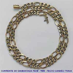 CORRENTE MASCULINA NO BRUTO PRONTO PARA O BANHO - CORRENTE 3X1 ELLO BATIDO DIAMANTADA (M31189) - COMPRIMENTO: 70CM - LARGURA 7MM - ESPESSURA: 1,8MM - FECHO CANHÃO COM TRAVA - PESO 43,4GR - COMPOSIÇÃO: 100% LATÃO - BRU9302