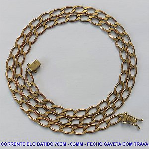 CORRENTE MASCULINA NO BRUTO PRONTO PARA O BANHO - CORRENTE ELO BATIDO (M01158) - COMPRIMENTO: 70CM - LARGURA 6,6MM - ESPESSURA: 1,5MM - FECHO GAVETA COM TRAVA DUPLA - PESO 28,3GR - COMPOSIÇÃO: 100% LATÃO - BRU9330