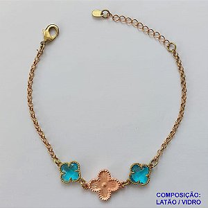PULSEIRA NO BRUTO PRONTA PARA O BANHO - PULSEIRA TIPO VAN CLEEF COM 3 PINGENTES - COMPRIMENTO: 17CM - FECHO LAGOSTA + EXTENSOR - PESO 4,7GR - COMPOSIÇÃO: LATÃO / VIDRO - BRU9593