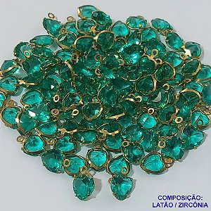 PINGENTE NO BRUTO PRONTO PARA O BANHO - PINGENTE EM ZIRCONIA VERDE FORMATO CORAÇÃO - COMPOSIÇÃO: LATÃO / ZIRCÔNIA - TAMANHO 8MM -  (VENDIDO POR UNIDADE) PESO TOTAL 0,4GR - BRU0001517