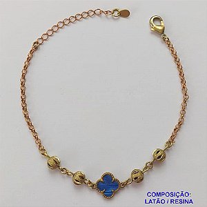 PULSEIRA NO BRUTO PRONTA PARA O BANHO - PULSEIRA TIPO VAN CLEEF COM BOLINHAS VAZADAS E PINGENTE AZUL - COMPRIMENTO: 17CM - FECHO LAGOSTA + EXTENSOR - PESO 3,4GR - COMPOSIÇÃO: LATÃO / RESINA - BRU9657