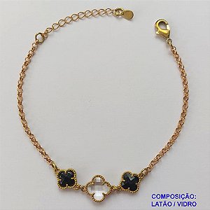 PULSEIRA NO BRUTO PRONTA PARA O BANHO - PULSEIRA TIPO VAN CLEEF COM 3 PINGENTES EM VIDRO - COMPRIMENTO: 17CM - FECHO LAGOSTA + EXTENSOR - PESO 3,8GR - COMPOSIÇÃO: LATÃO / VIDRO - BRU9658