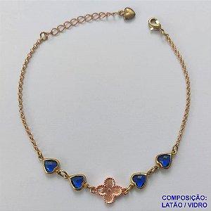 PULSEIRA NO BRUTO PRONTO PARA O BANHO - PULSEIRA TIPO VAN CLEEF 11MM COM 4 PINGENTES CORAÇÕES EM VIDRO AZUL - TAMANHO 18CM COM EXTENSOR E FECHO LAGOSTA - COMPOSIÇÃO: LATÃO / VIDRO - PESO 3GR - BRU9727