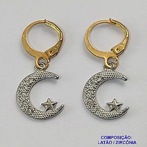 BRINCO NO BRUTO PRONTO PARA O BANHO (CX38) - BRINCO ARGOLINHA DE PRESSÃO (TRANQUETA) LUA CRAVEJADA EM ZIRCÔNIA (MAD) - TAMANHO 14MM PESO TOTAL 2,1GR - BRU9758