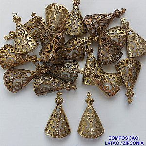 PINGENTE NO BRUTO PRONTO PARA O BANHO (CX24)- PINGENTE NOSSA SRA APARECIDA CRAVEJADO EM MICRO ZIRCÔNIAS - COMPOSIÇÃO: LATÃO / ZIRCÔNIA - TAMANHO 30MM - (VENDIDO POR UNIDADE) PESO TOTAL 2,8GR - BRU0001593