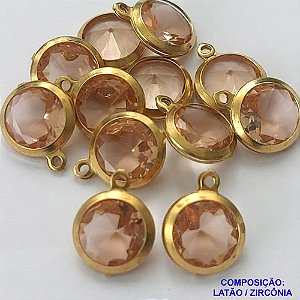 PINGENTE  NO BRUTO PRONTO PARA O BANHO - PINGENTE EM ZIRCONIA BEGE - COMPOSIÇÃO: LATÃO / ZIRCÔNIA - TAMANHO 10MM -  (VENDIDO POR UNIDADE) PESO TOTAL 0,8GR - BRU0001705