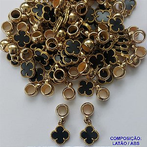 ACESSORIO NO BRUTO PRONTO PARA O BANHO - PINGENTE TIPO VAN CLEEF 10MM PRETO - BERLOQUE PARA PULSEIRA SIMILAR A PANDORA (PEÇA VENDIDA POR UNIDADE) PINGENTE EM LATÃO E PENDENTE EM ABS - PESO 0,6GR - BRU0001738
