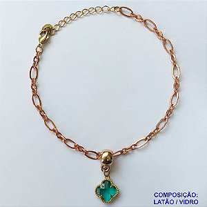 PULSEIRA NO BRUTO PRONTO PARA O BANHO -  PULSEIRA COM PINGENTE TIPO VAN CLEEF 10MM EM VIDRO VERDE - TAMANHO 18CM COM EXTENSOR E FECHO LAGOSTA - PESO 3,2GR - COMPOSIÇÃO: LATÃO / VIDRO - PENDENTE: ABS - BRU10147