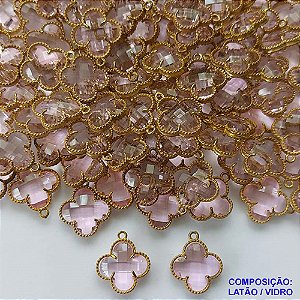 ACESSÓRIO NO BRUTO PRONTO PARA O BANHO - PINGENTE TIPO VAN CLEEF ROSA COM UMA ARGOLINHA - COMPOSIÇÃO: LATÃO / VIDRO - TAMANHO 10MM - (VENDIDO POR UNIDADE) PESO TOTAL 1,2GR - BRU0001788