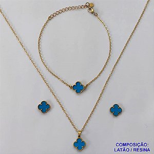 CONJUNTO NO BRUTO PRONTO PARA O BANHO - TIPO VAN CLEEF AZUL (GARGANTILHA, BRINCO E PULSEIRA) PINGENTE 14MM - GARGANTILHA COM CORRENTE CADEADO 45CM E FECHO LAGOSTA - BRINCOS DE PINO E PULSEIRA 18CM - PESO TOTAL: 5,1GR - BRU10217