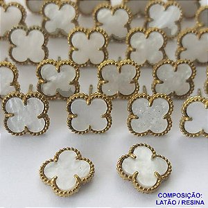 ACESSÓRIO BRINCO NO BRUTO PRONTO PARA O BANHO(CX44) - BRINCO DE PINO TIPO VAN CLEEF MADRE PÉROLA - TAMANHO 10MM - PESO TOTAL DO PAR 1,5GR - BRU0001851
