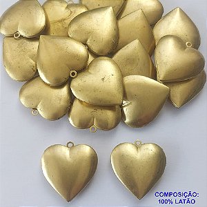 RELICÁRIO NO BRUTO PRONTO PARA O BANHO - RELICÁRIO EM FORMATO CORAÇÃO LISO TAMANHO 27X27MM - PESO TOTAL 4GR - BRU10258
