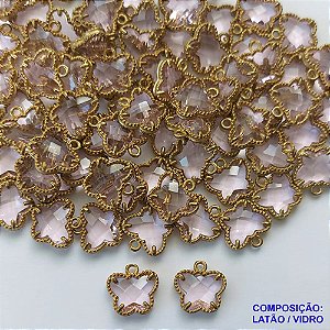 ACESSÓRIO NO BRUTO PRONTO PARA O BANHO - PINGENTE TIPO VAN CLEEF BORBOLETA ROSA COM UMA ARGOLINHA - COMPOSIÇÃO: LATÃO / VIDRO - TAMANHO 10MM -  (VENDIDO POR UNIDADE) PESO TOTAL 0,8GR - BRU0001857