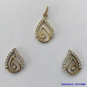 CONJUNTO NO BRUTO PRONTO PARA O BANHO (CX26)- CONJUNTO SEM CORRENTE (CX001483) - (PINGENTE E BRINCOS) PINGENTE FOLHA VAZADA 9X10MM CRAVEJADO EM MICRO ZIRCÔNIAS - PESO TOTAL 2,7GR -  BRU10329