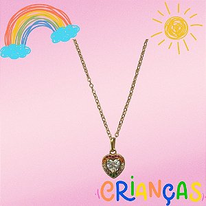 GARGANTILHA NO BRUTO PRONTO PARA O BANHO (CX26) - GARGANTILHA INFANTIL CORRENTE CADEADO 35CM + EXTENSOR  - PINGENTE CORAÇÃO CRAVEJADO EM MICROS ZIRCÔNIAS COLORIDAS 8X8MM (PX000222) - COMPOSIÇÃO: LATÃO / ZIRCÔNIA - PESO TOTAL: 2,3GR - BRU10372