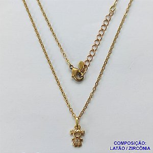 GARGANTILHA NO BRUTO PRONTO PARA O BANHO (CX26) - GARGANTILHA CORRENTE CADEADO 45CM + EXTENSOR - PINGENTE MENINA CRAVEJADO EM MICROS ZIRCÔNIAS 4X10MM (PX000035) - COMPOSIÇÃO: LATÃO / ZIRCÔNIA - PESO TOTAL: 2GR - BRU10410