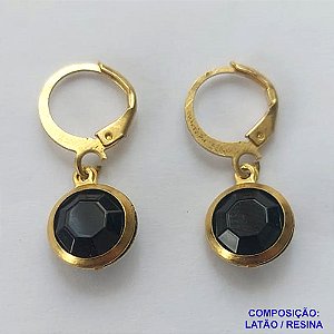 BRINCO NO BRUTO PRONTO BANHO - BRINCO COM PINGENTE EM RESINA PRETA 10MM - ARGOLINHA DE PRESSÃO (TRANQUETA) - PESO TOTAL 1,6GR - BRU10467