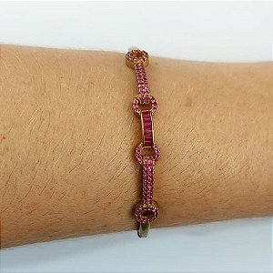 PULSEIRA (BRACELETE) NO BRUTO PRONTO PARA O BANHO(CX114) - COM DETALHES VAZADOS E CRAVEJADA COM MICROS ZIRCÔNIAS ROSA - PESO TOTAL 12,2GR - BRU10577