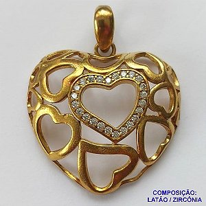 PINGENTE NO BRUTO PRONTO PARA O BANHO (CX32)  - PINGENTE CORAÇÃO COM MICRO ZIRCÕNIAS - COMPOSIÇÃO: LATÃO / ZIRCÔNIA - TAMANHO 30MM - PESO TOTAL 5.1GR -  BRU0001921