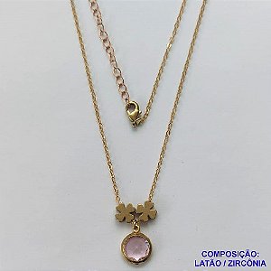 GARGANTILHA NO BRUTO PRONTO PARA O BANHO - COM CORRENTE CADEADO DE 45CM - PINGENTE ZIRCÔNIA ROSA 10MM E TREVOS 7MM - PESO TOTAL 4.0GR - BRU10645
