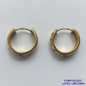 BRINCO NO BRUTO PRONTO PARA O BANHO (CX62) - BRINCO DE ARGOLA COM MICRO ZIRCÔNIAS COLORIDAS COM TRAVA - TAMANHO 28MM - PESO 5.8GR - BRU10695