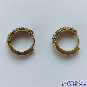 BRINCO NO BRUTO PRONTO BANHO - BRINCO COM DUAS FILEIRA DE MICRO ZIRCÔNIA CRISTAL - ARGOLINHA DE PRESSÃO (TRANQUETA) TAMANHO 15MM - LARGURA: 4,7MM - PESO TOTAL 4.0GR - BRU10717