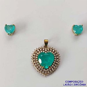 CONJUNTO NO BRUTO PRONTO PARA O BANHO - (SEM CORRENTE) - PINGENTE ZIRCÔNIA VERDE COM BASE CRAVEJADA COM MICRO ZIRCÔNIAS CRISTAIS E BRINCOS DE PINO COM ZIRCÔNIA - COMPOSIÇÃO: LATÃO E ZIRCÔNIA - PESO TOTAL 11GR -  BRU10915