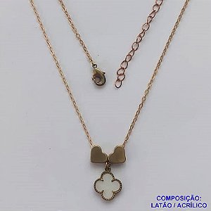 GARGANTILHA NO BRUTO PRONTO PARA O BANHO - COM CORRENTE CADEADO DE 45CM - PINGENTE TIPO VAN CLEEF 10MM - PESO TOTAL 3,5GR - BRU12243