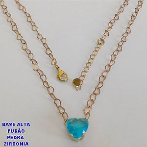 SHOCKER NO BRUTO PRONTO PARA O BANHO - CORRENTE CORAÇÕES E PINGENTE EM ZIRCÔNIA AZUL 10X10MM  - TAMANHO 40CM + EXTENSOR - PESO: 3,6GR - BRU12413