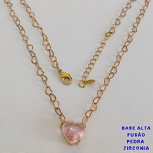 SHOCKER NO BRUTO PRONTO PARA O BANHO - CORRENTE CORAÇÕES E PINGENTE EM ZIRCÔNIA ROSA 10MM  - TAMANHO 40CM + EXTENSOR - PESO: 3,6GR - BRU12423