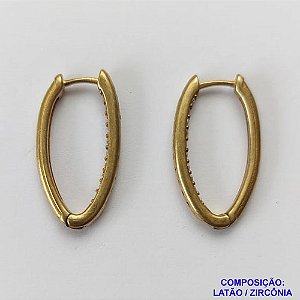 BRINCO NO BRUTO PRONTO BANHO(TTUU)(CX01) - BRINCO ARGOLA OVAL DE PRESSÃO (TRANQUETA) COM UMA FILEIRA EM MICROS ZIRCÔNIAS - TAMANHO 25MM - LARGURA: 2MM - PESO TOTAL 3,8GR - BRU12488